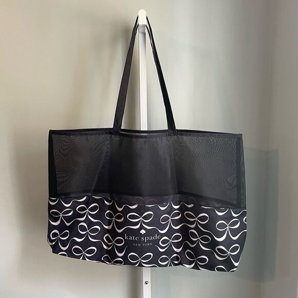 kate spade Handbags - Kate Spade New York Black Shopper Tote Bag